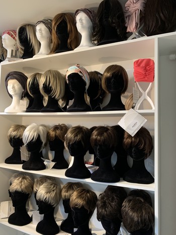Perruques By Coiffure Corbeaux - Perruques et coiffure à Valenciennes