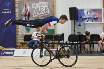 Yanis Senez, un junior chez les élites mondiaux